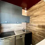 Glaciers - Location: Pour 4 Personnes Avec Balcon Ensoleille, Quartier Jeune Et Anime Mae-9077 Apartamento
