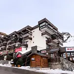 Glaciers - Location: Pour 4 Personnes Avec Balcon Ensoleille, Quartier Jeune Et Anime Mae-9077 Apartamento