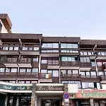 Glaciers - Location: Pour 4 Personnes Avec Balcon Ensoleille, Quartier Jeune Et Anime Mae-9077